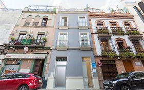 Loft Duplex Sevilla Wall
